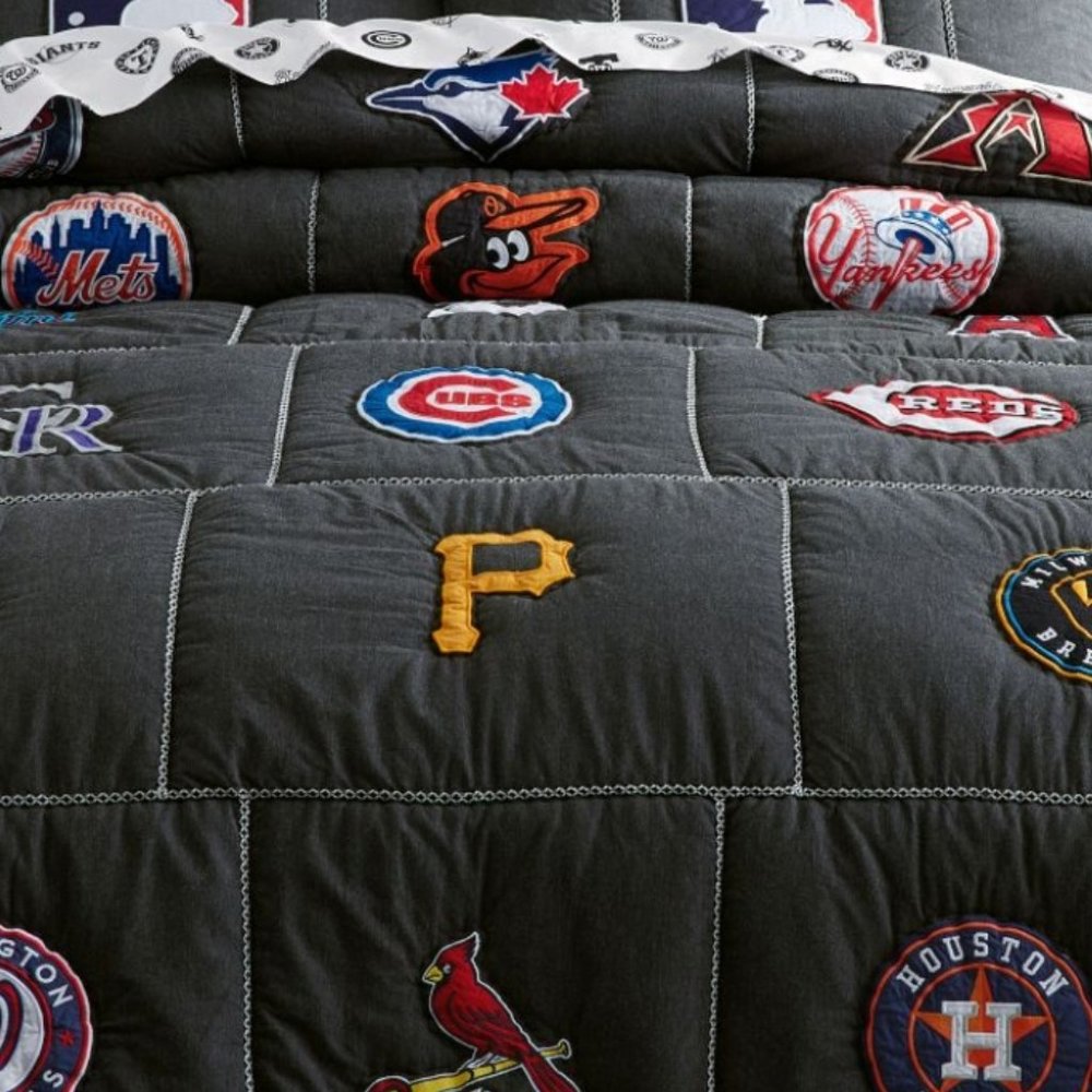 Major League Baseball Qulit *New*